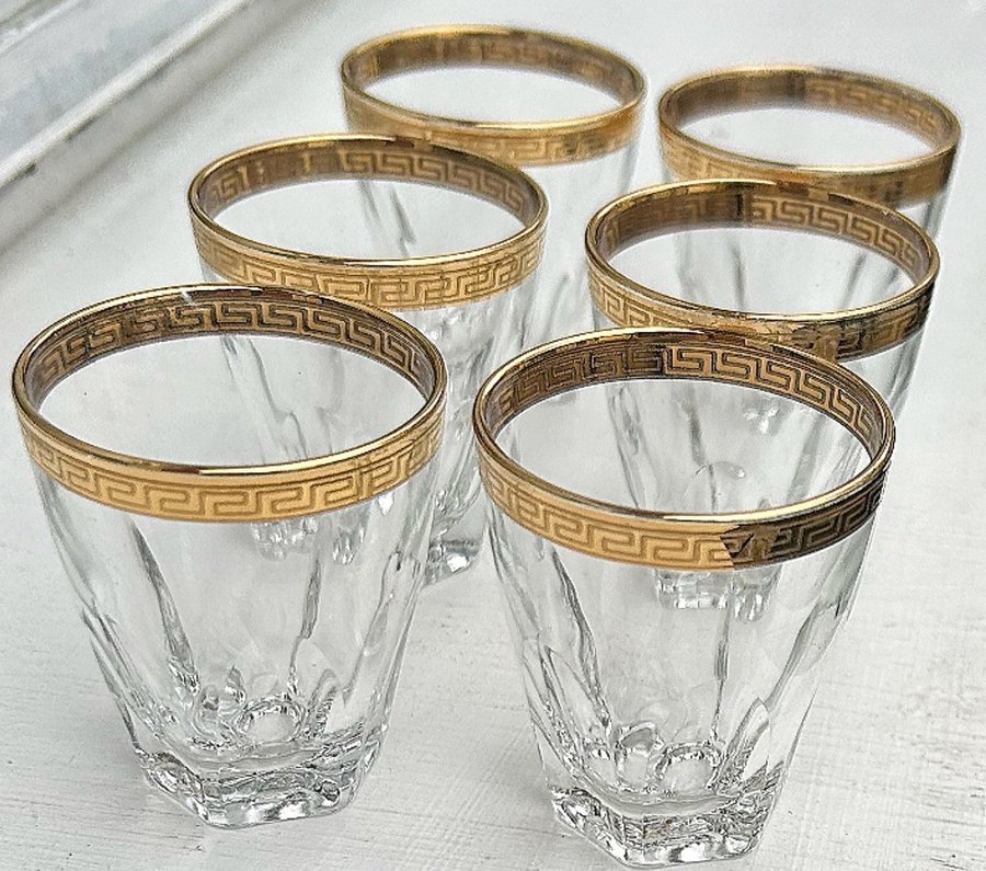 Exklusiv Samling Vintage Likörglas med Guldkant – 6 St