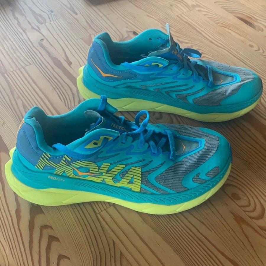 Hoka One One Tecton löparskor / storlek 38 2/3