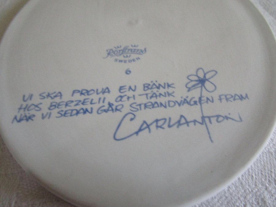 Rörstrand - Keramiktavla av Carl Anton - 6 "VI SKA PROVA EN BÄNK "