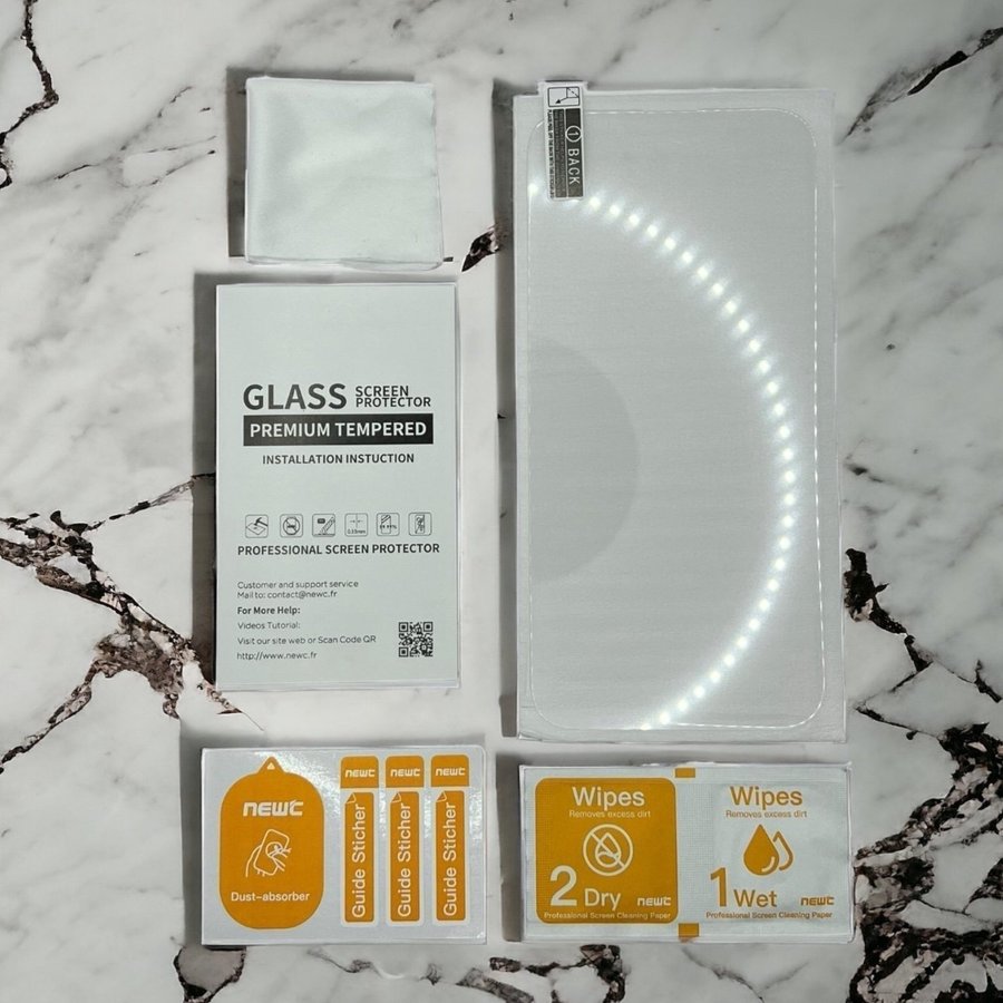 [Paket] iPhone 13 mini - Silikon Skal + 2x 9H Härdat Glas Skärmskydd