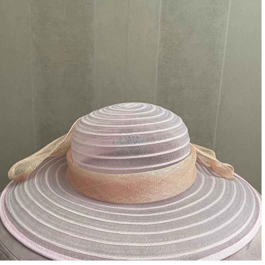 Complit hatt från Italien oanvänd Vintage