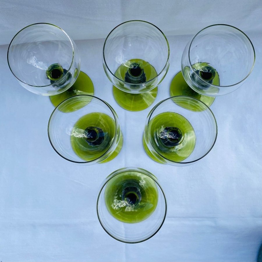 Åfors - 6 vinglas/remmare på grön fot - Åfors glasbruk - jättefint skick