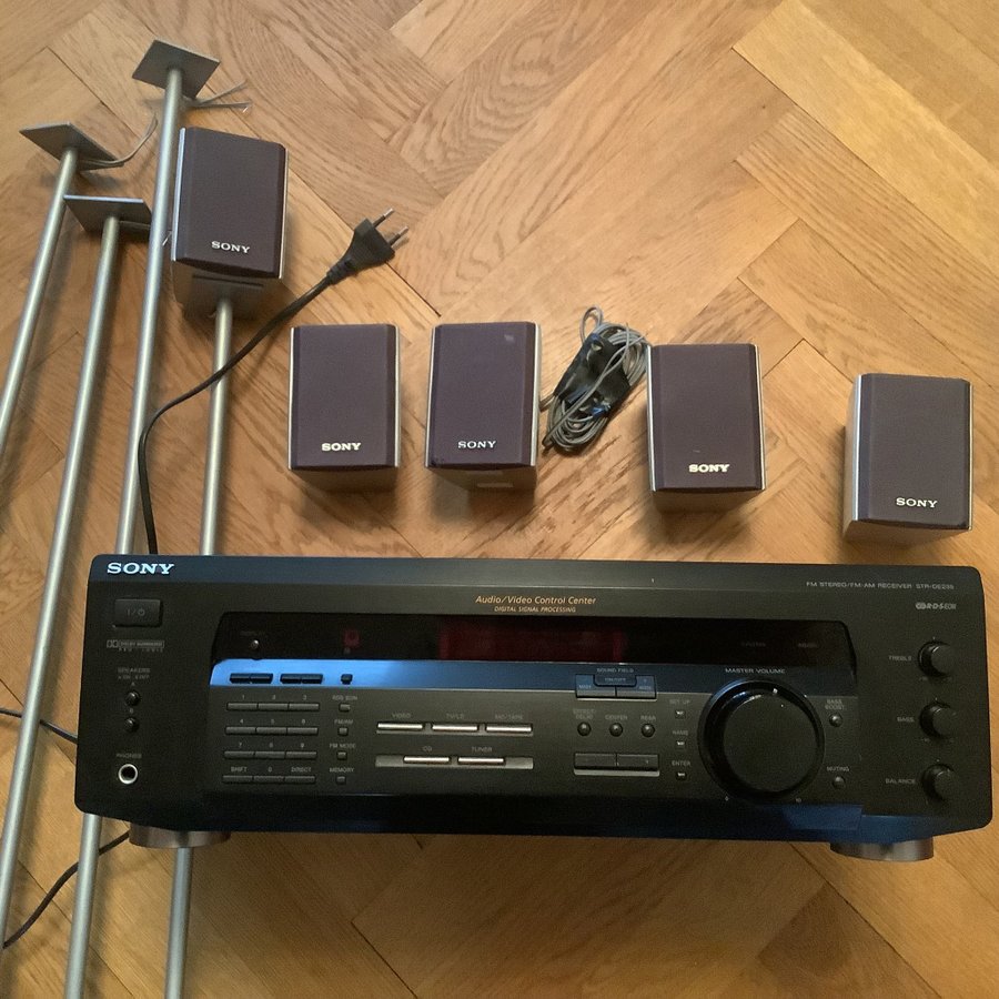 SONY STR-DE235 FM Stereo/FM-AM Receiver + 5 högtalare