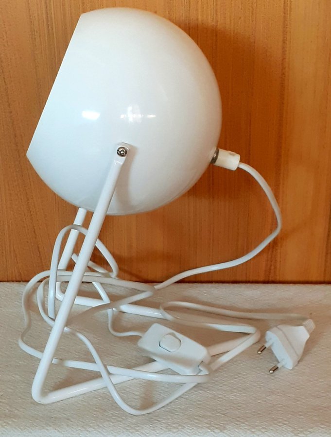 Bordslampa / klotlampa vit bordslampa i metall retro