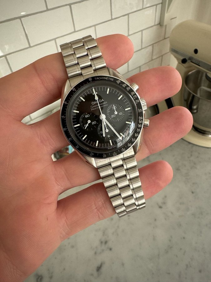 Omega Speedmaster Moonwatch Professional 2023