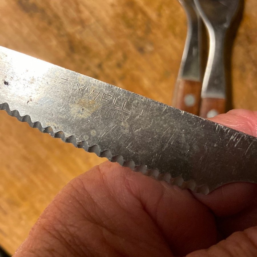 1: Bestick m teakskaft sked gaffel kniv Fixwell ”Annika” Tyskland/Germany LÄS