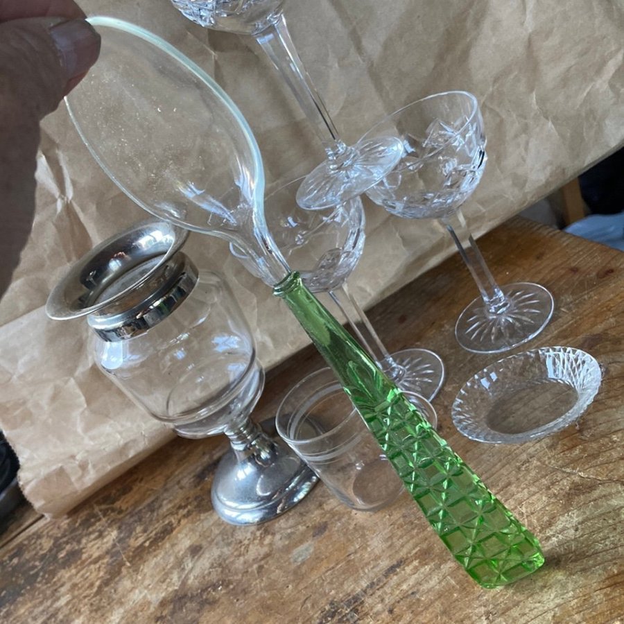 LOT glas saker av glas Rydbergskopp Glas Kosta Boda Bror? 3 st vas LÄS