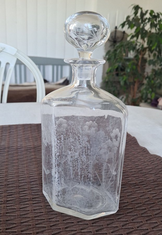 Karaff i glas - Glaskaraff - Flaska med propp - Glasflaska