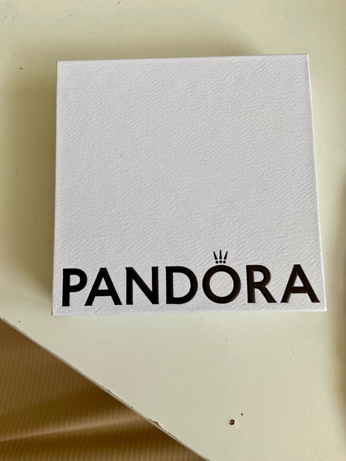 Helt nytt Pandora armband