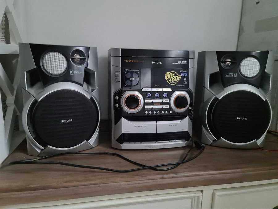 Mini Hifi System FW-M355 /22 Philips 3 CD växlare radio dubbel kassett