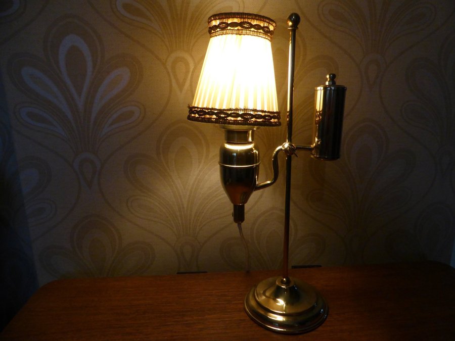 retro bordslampa i mässing 60-tal