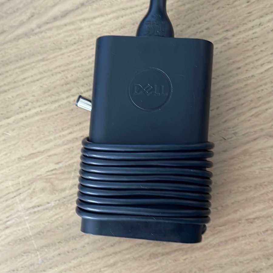 Dell Original adapter 65W