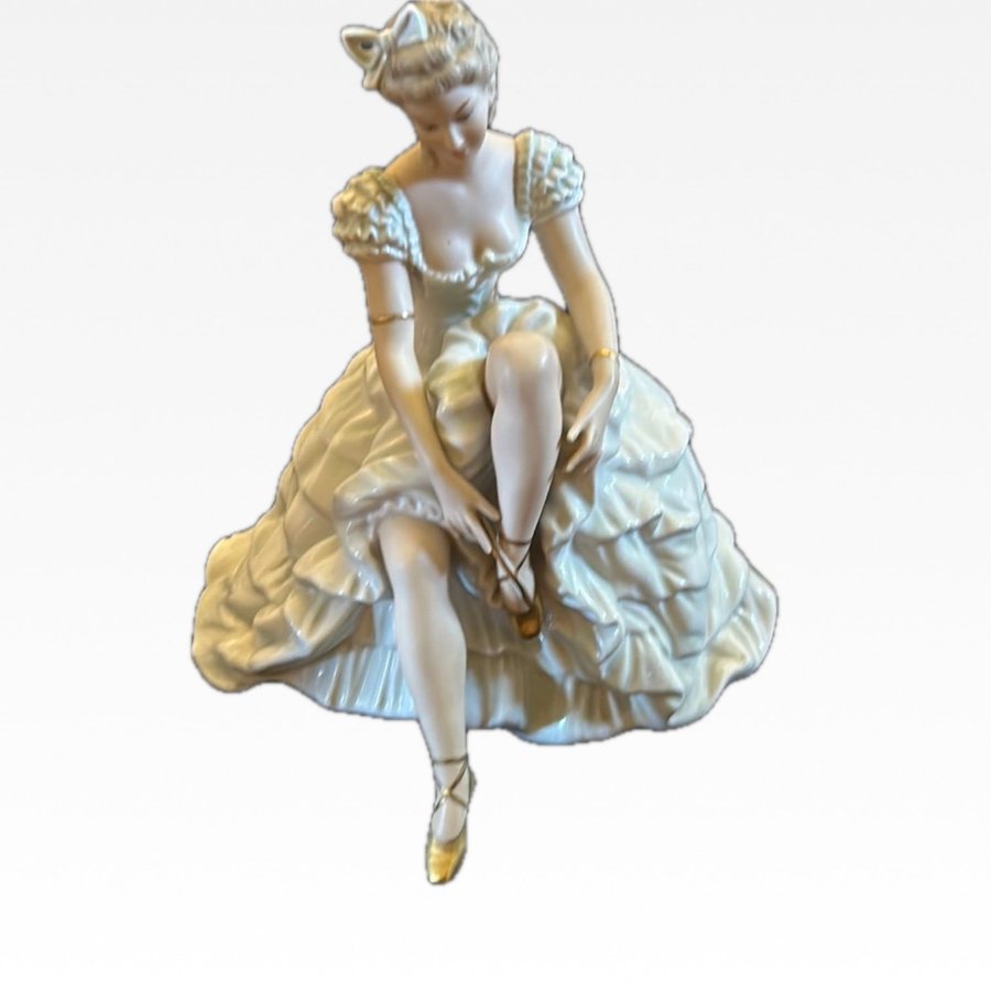 Figurin porslin Wallendorf 1764 modell 1318 1900-talets mitt