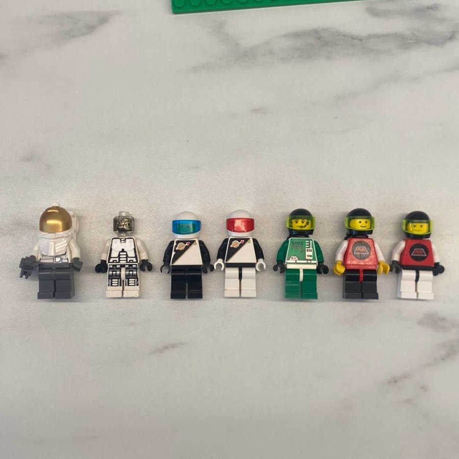 Lego space stor samling minifigurer rymd