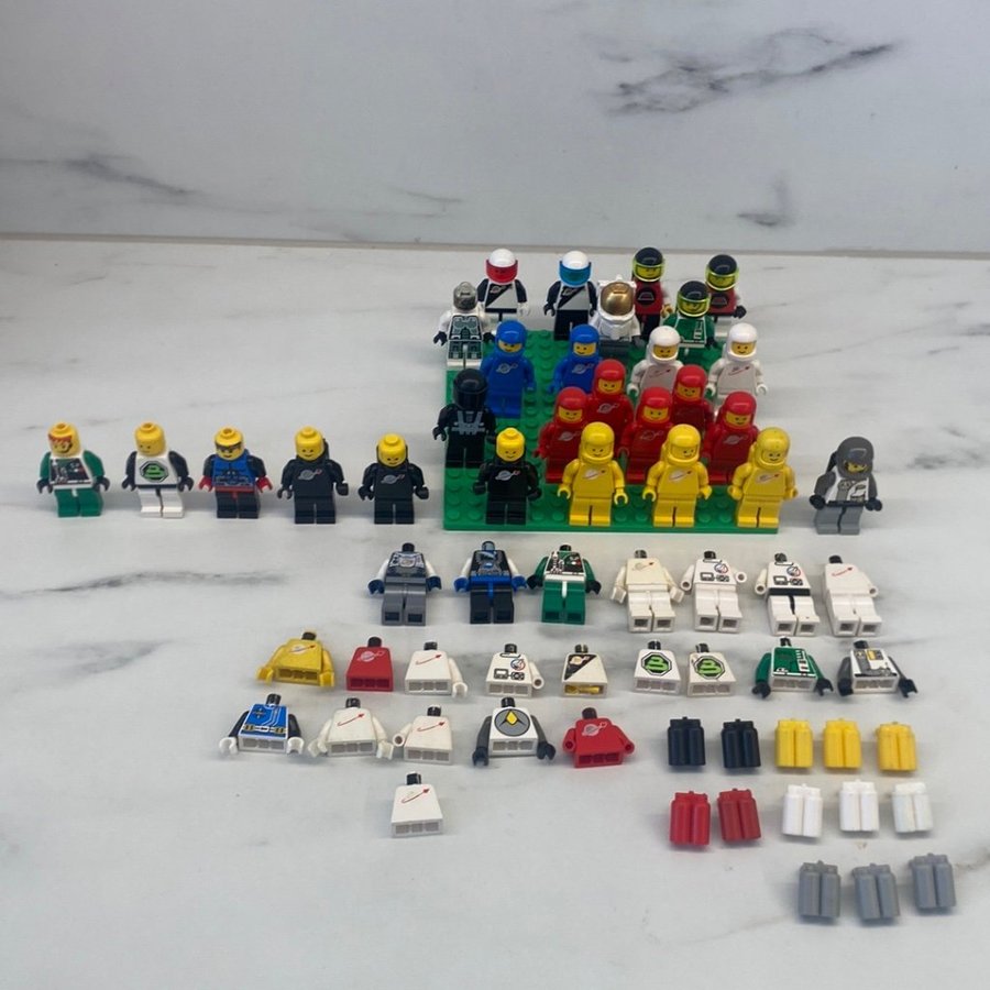 Lego space stor samling minifigurer rymd