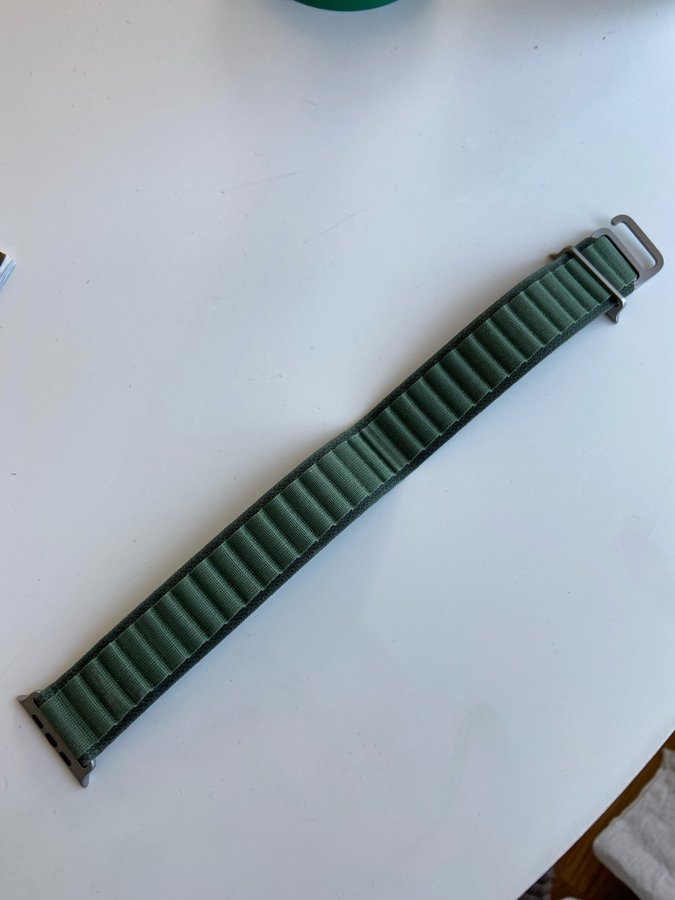 Apple Watch Sport Loop Armband - Olivgrön - L