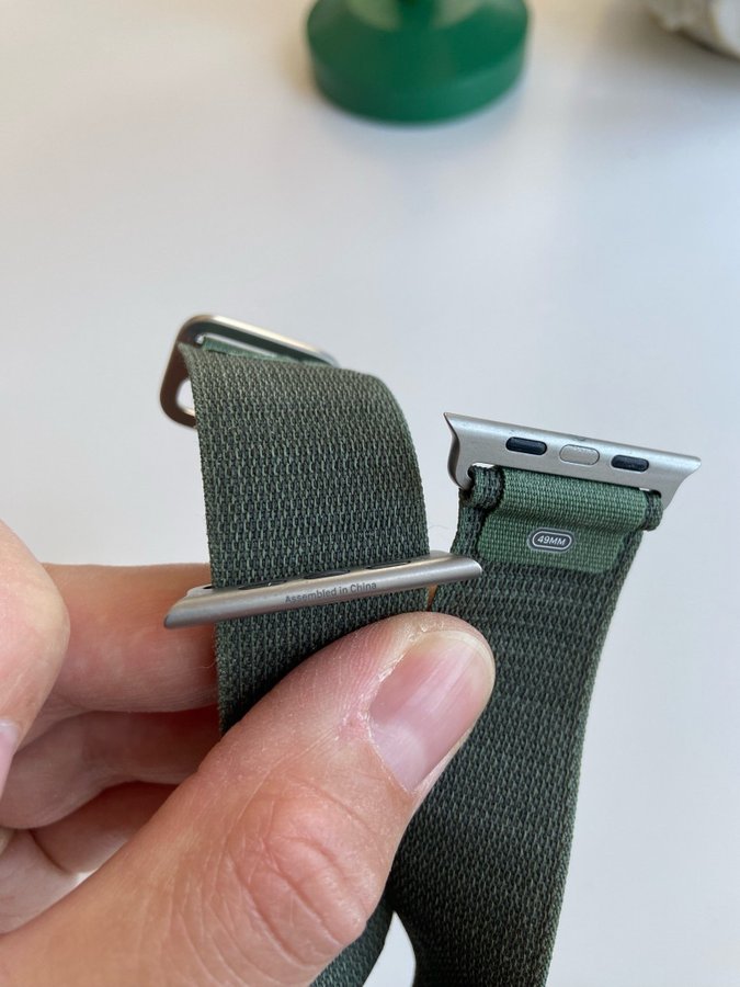 Apple Watch Sport Loop Armband - Olivgrön - L