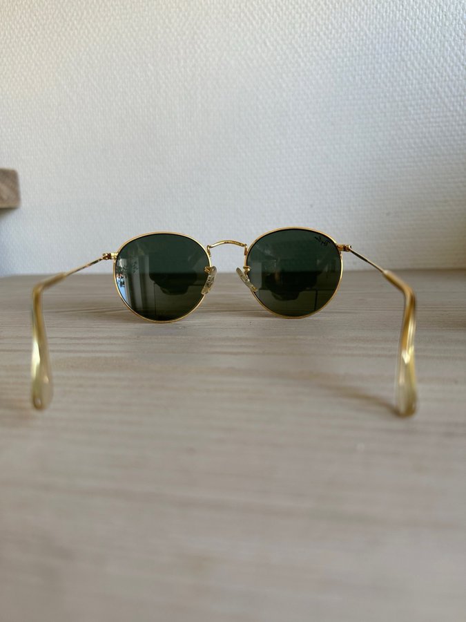 1980 VINTAGE RAY BAN W0603