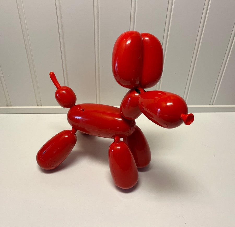 Squeakee The Balloon Dog interaktiv robothund