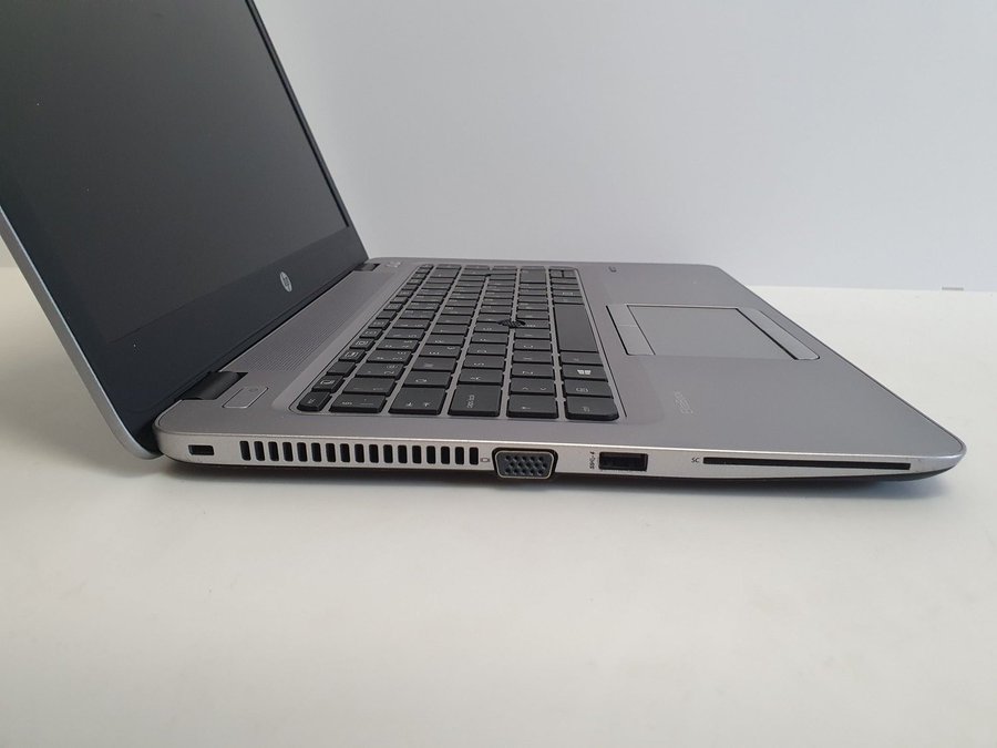 HP ProBook 4330s laptop /133 inches / i3 4 GB 250 GB HDD Win 10