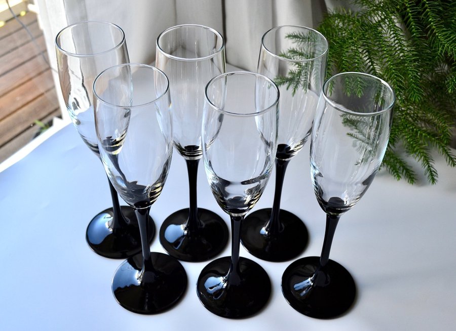 6 st CHAMPAGNEGLAS/ PROSECCOGLAS ”DOMINO” svart fot - LUMINARC FRANKRIKE