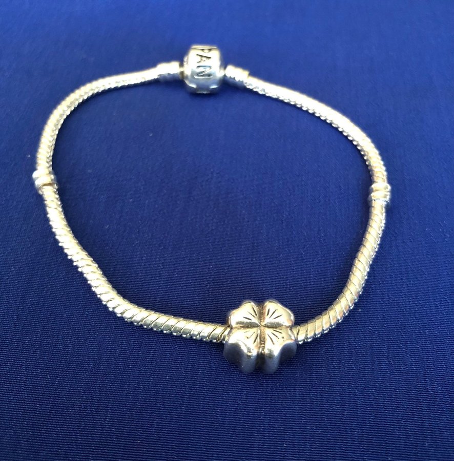 PANDORA Silver armband/ stämplat 925