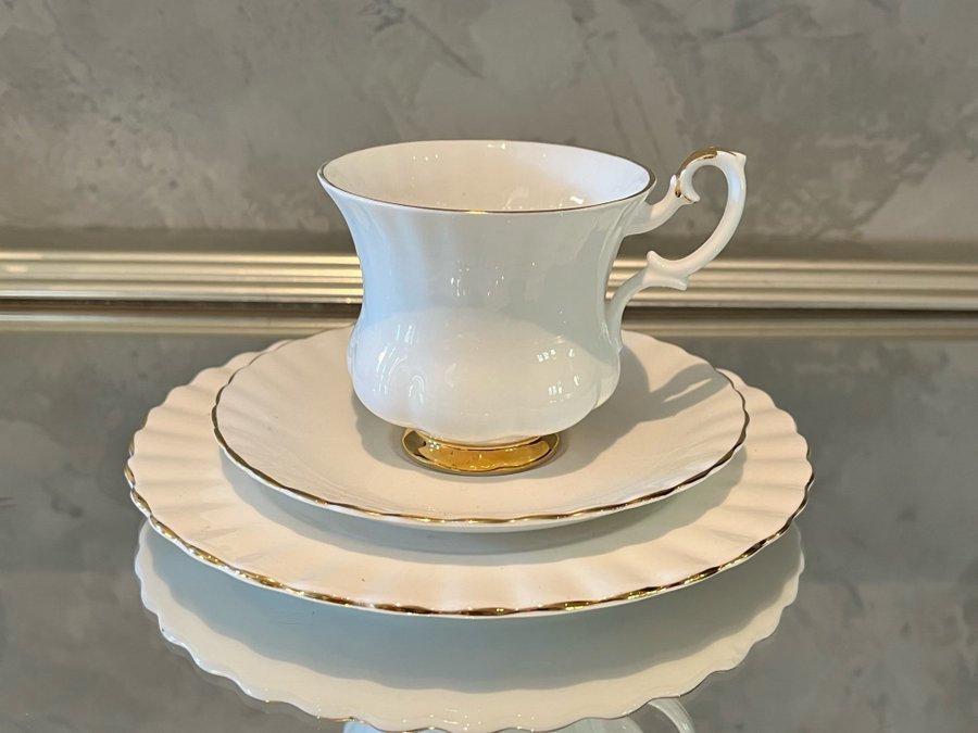 Royal Albert Val D’or kaffekoppar 6 st