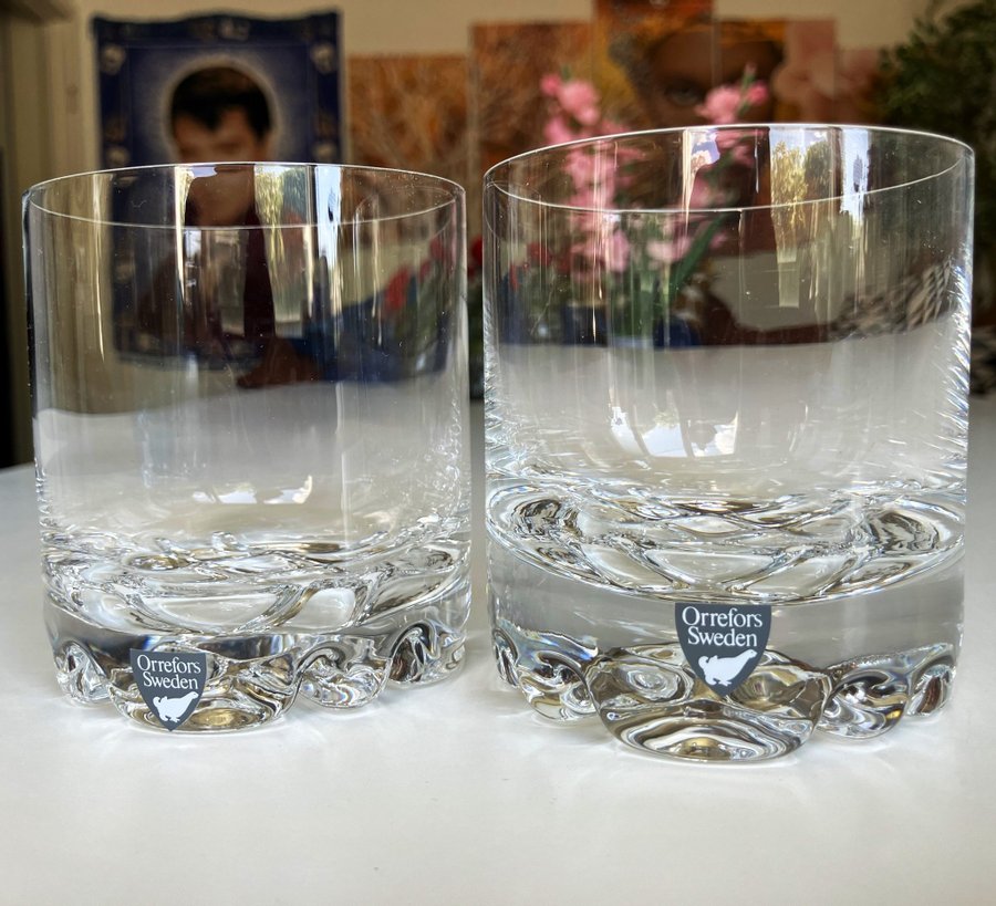 Två Whisky-glas "Erik" Olle Alberius Orrefors 85cm x 75cm 25cl NYSKICK