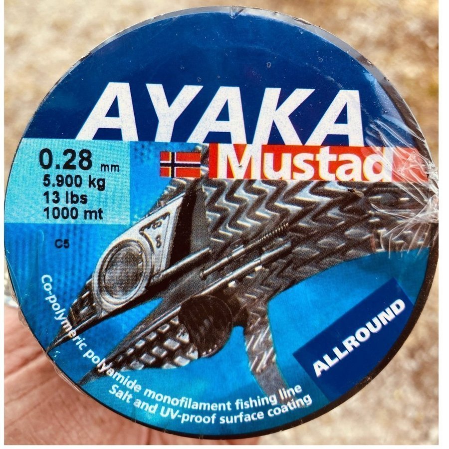 MUSTAD 1000 meter  Förvarats svalt och mörkt !