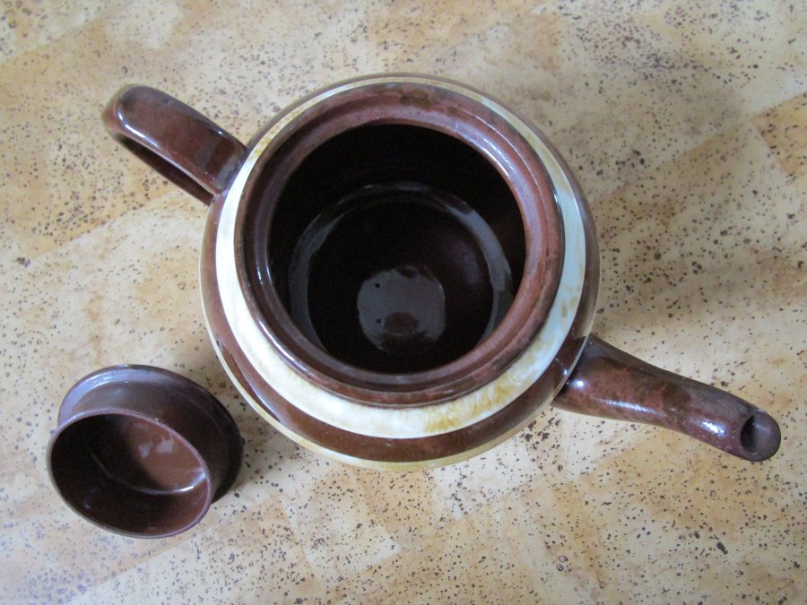 Vintage - ARTHUR WOOD BROWN BETTY - Mycket dekorativ engelsk brun tekanna - 15L