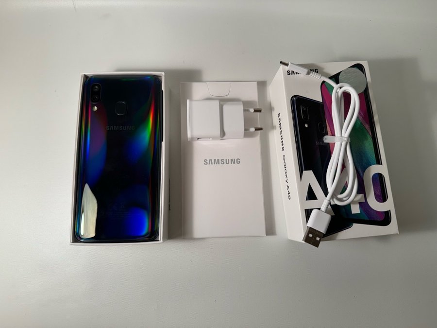 Mkt fint skick! Samsung Galaxy A40 64Gb