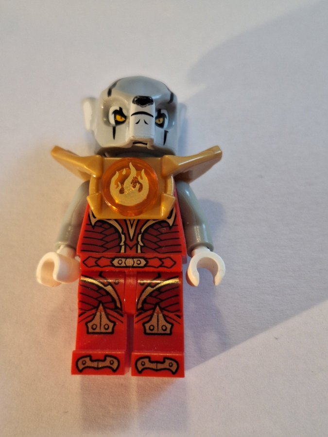 Lego Minifigur LEGENDS OF CHIMA: loc089 Worriz - Fire Chi, Armor