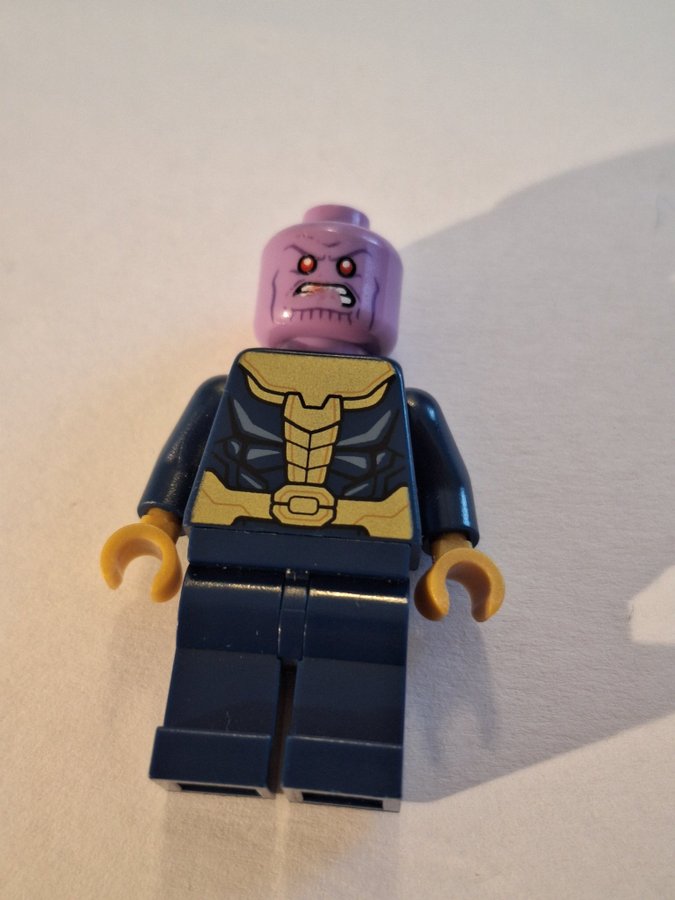 Lego Minifigur Super Heroes: Avengers: sh761 Thanos - Dark Blue Legs Plain