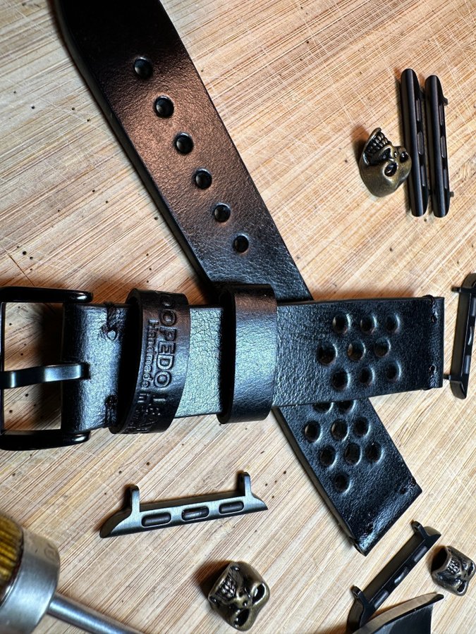 Handgjord Klockarmband i äkta läder 24 22  20 mm
