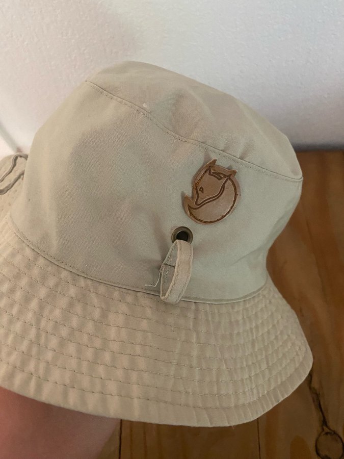 Fjällräven beige solhatt Bucket hat vintage strl M