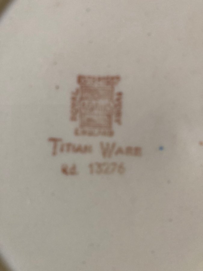 2 st djupa tallrikar Royal Adams Titan Ware