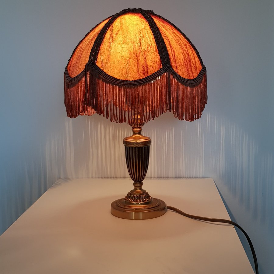 Bordslampa design Einar Bäckstrom 1950-talNr5513 -mässing