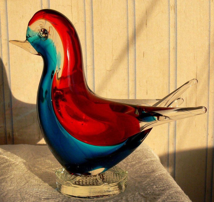 Väldigt vacker fågel i konstglas Murano retro