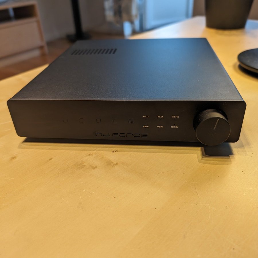 Optoma-NuForce Audio DAC80 (digital-to-analog converter)