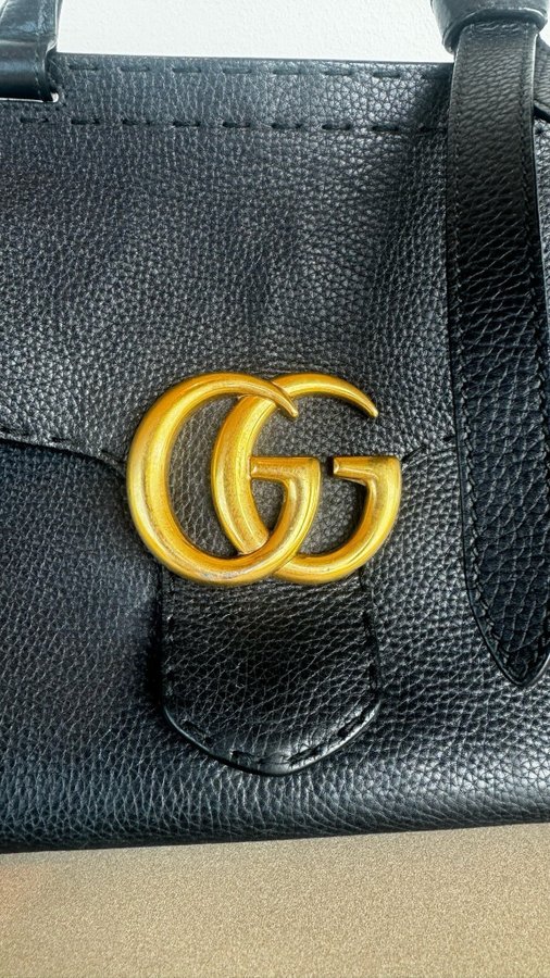 Gucci Marmont top handle bag