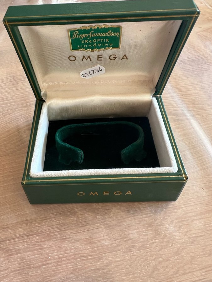 Omega vintage kasse