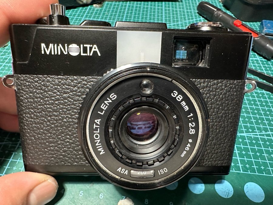 Minolta Hi-Matic G2