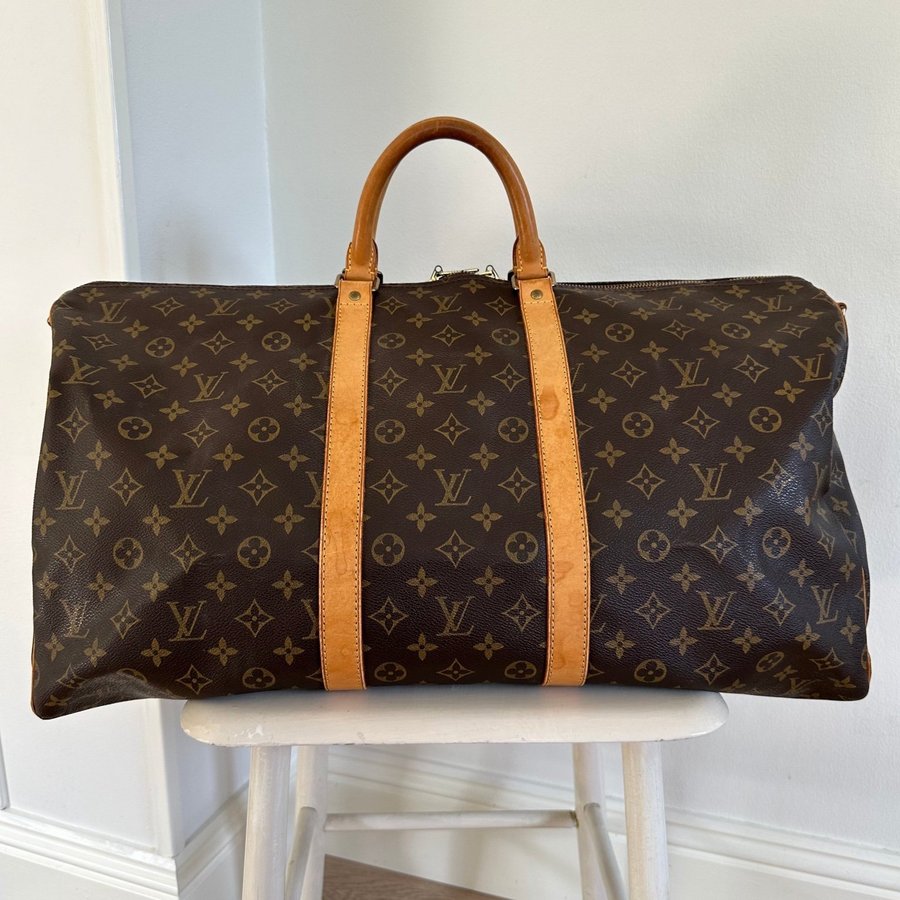 Louis Vuitton Monogram Canvas Keepall 55 med Axelrem