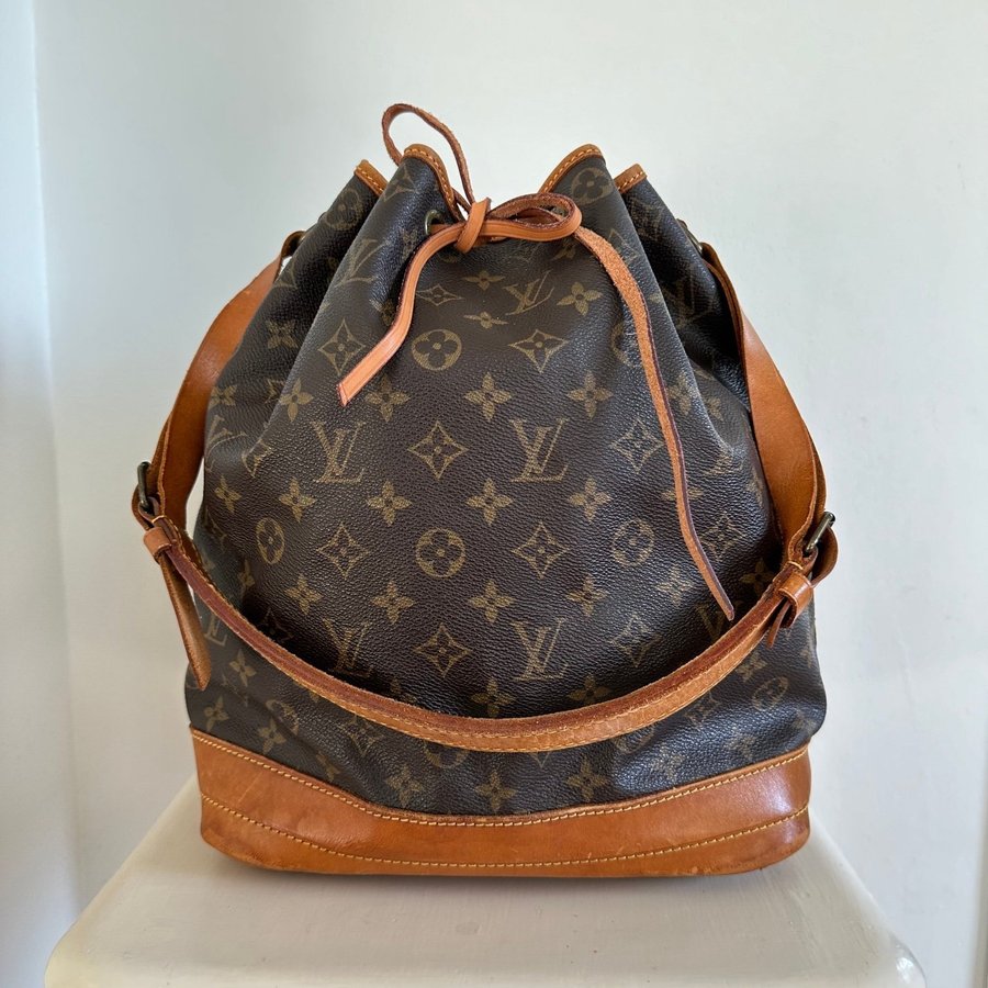 Louis Vuitton Monogram Canvas Noe