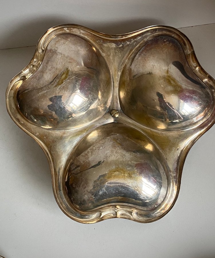 serveringsskål serveringsfat metall fat 1900-tal vintage Art Deco silver plated