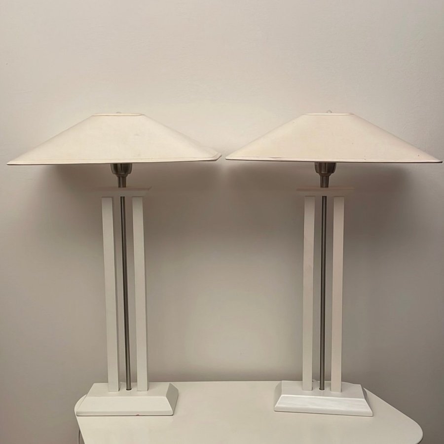 Vintage Vit Bordslampa 2st LampGustaf med 2x Lampskärm