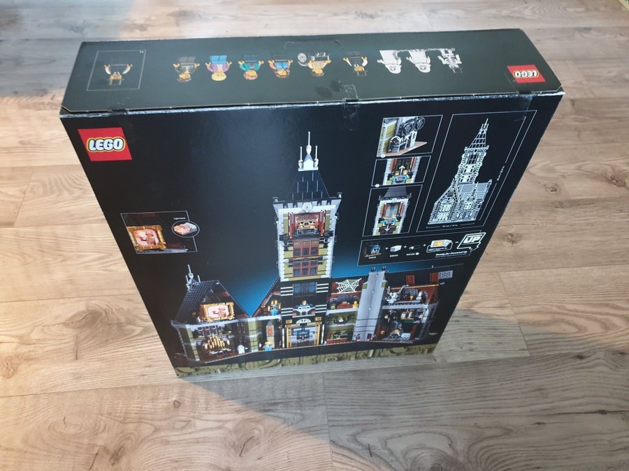 LEGO Creator 10273 Spökhus - Haunted House - Ny oöppnad