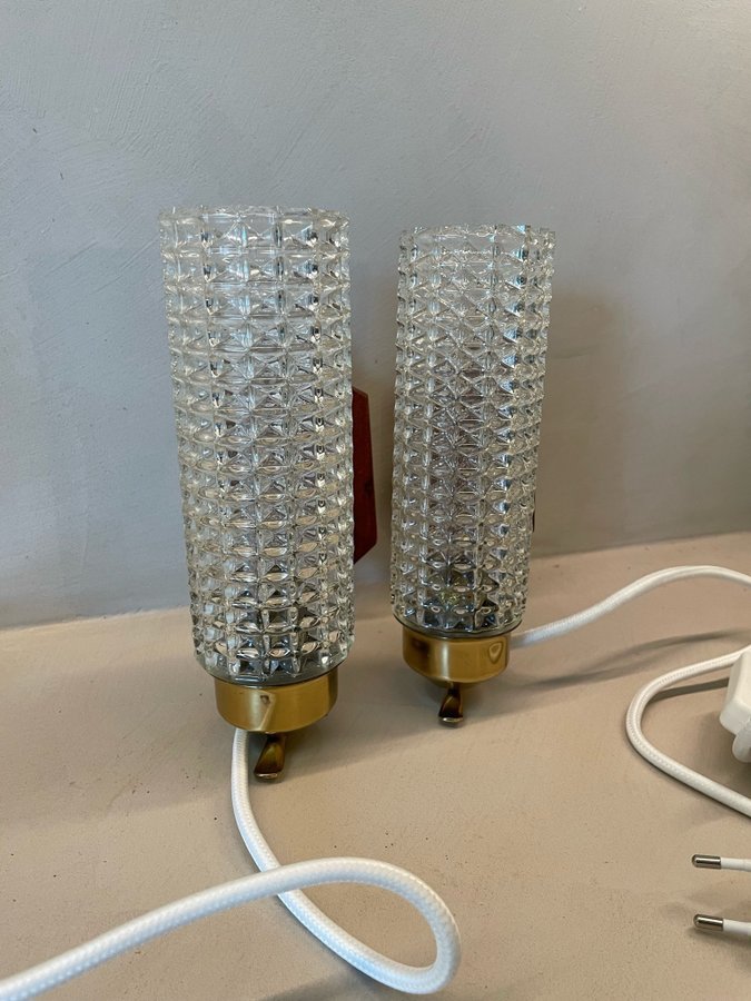 Lampetter sänglampor vägglampor swedish modern retro glas mässing teak