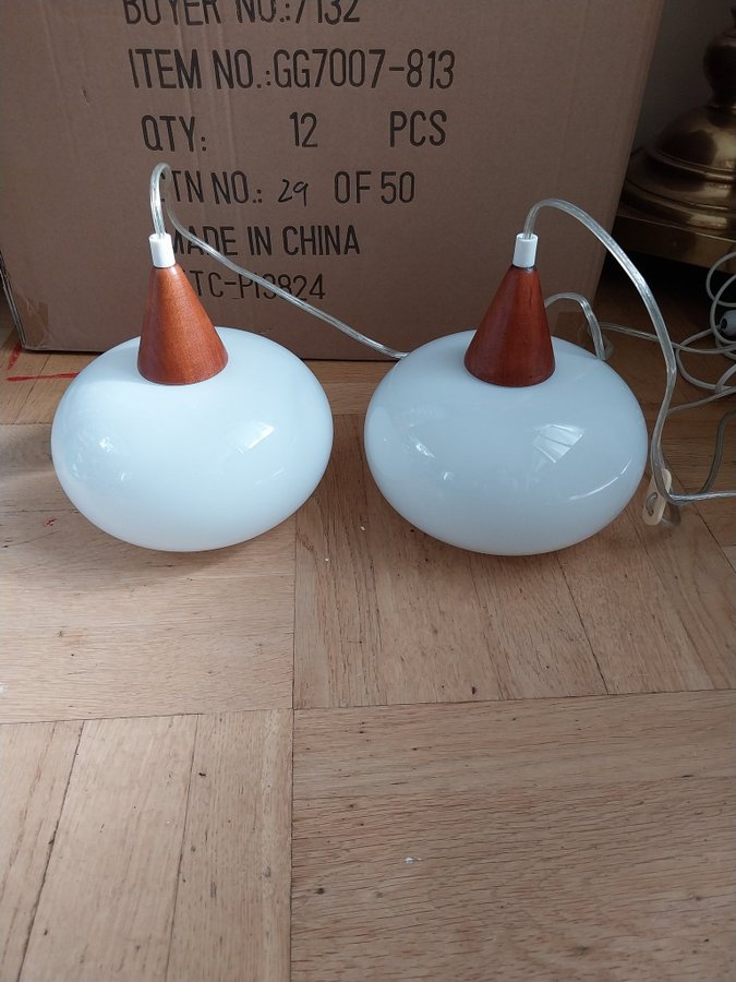 2st tak/fönsterlampa glas och teak retro 60tal