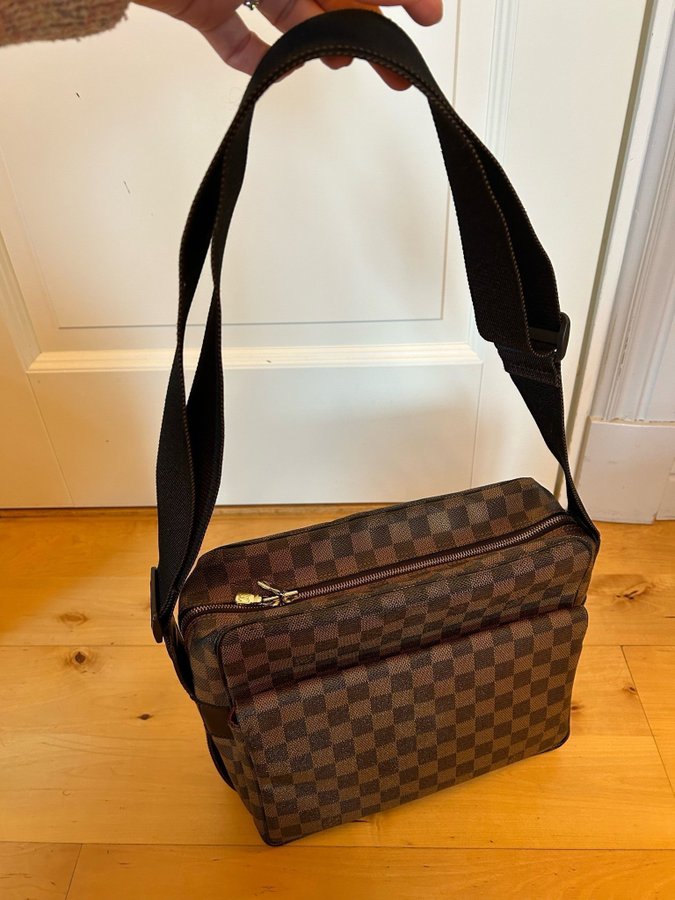 Louis Vuitton Naviglio shoulder bag in brown Damier canvas and leather